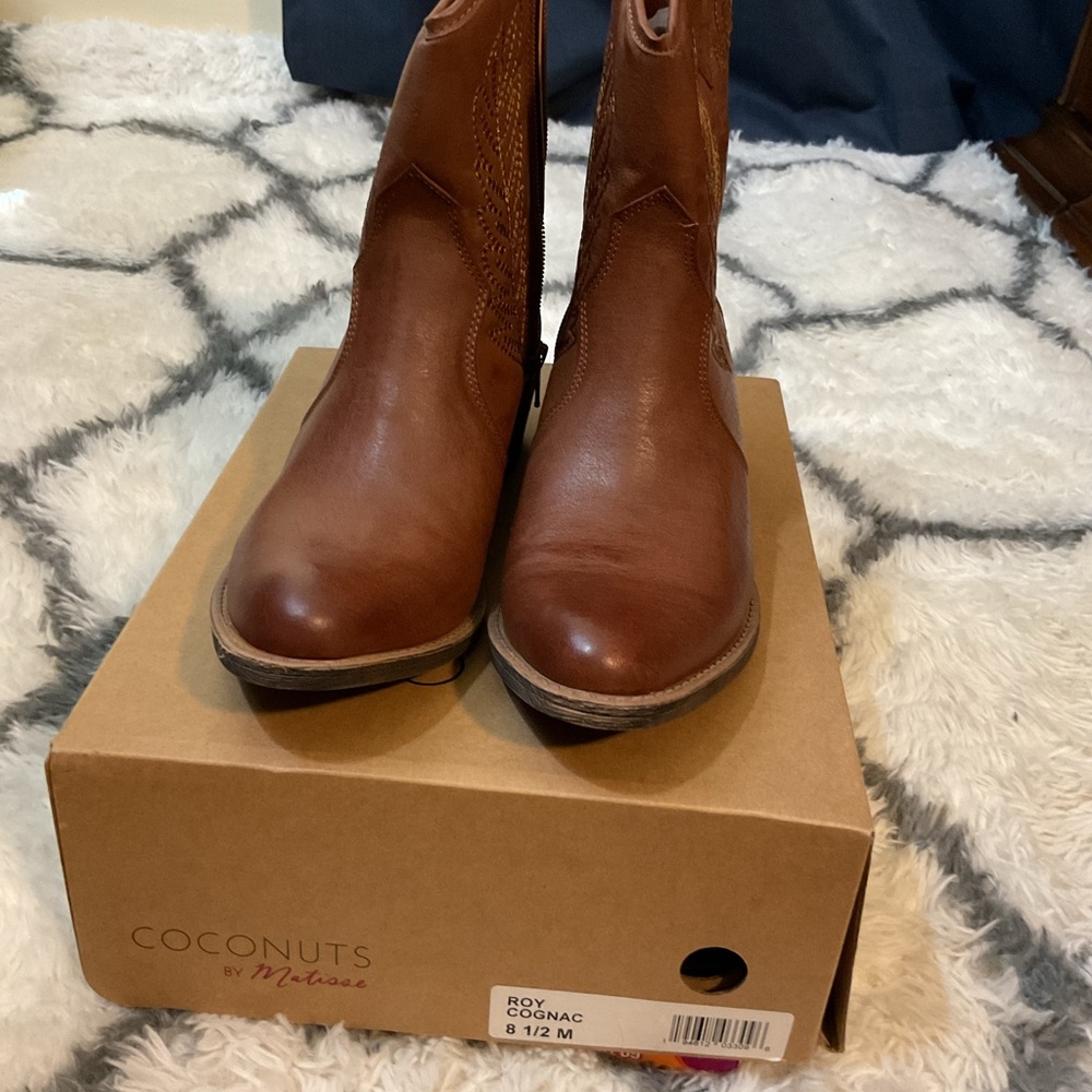 Coconuts by Matisse Brown Boots
